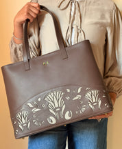 Lotara - Brown