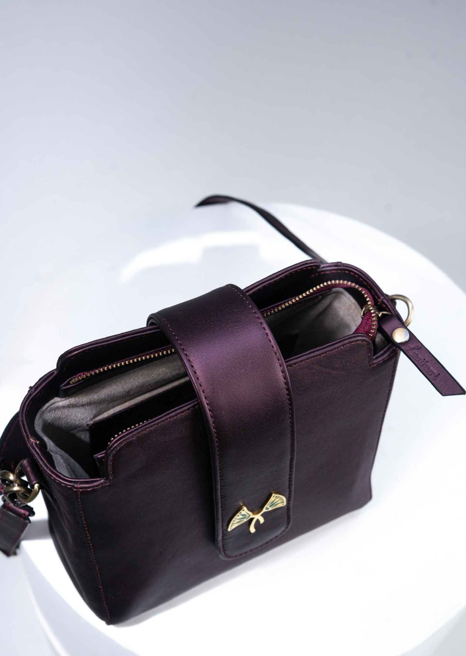 The Narrator - Burgundy