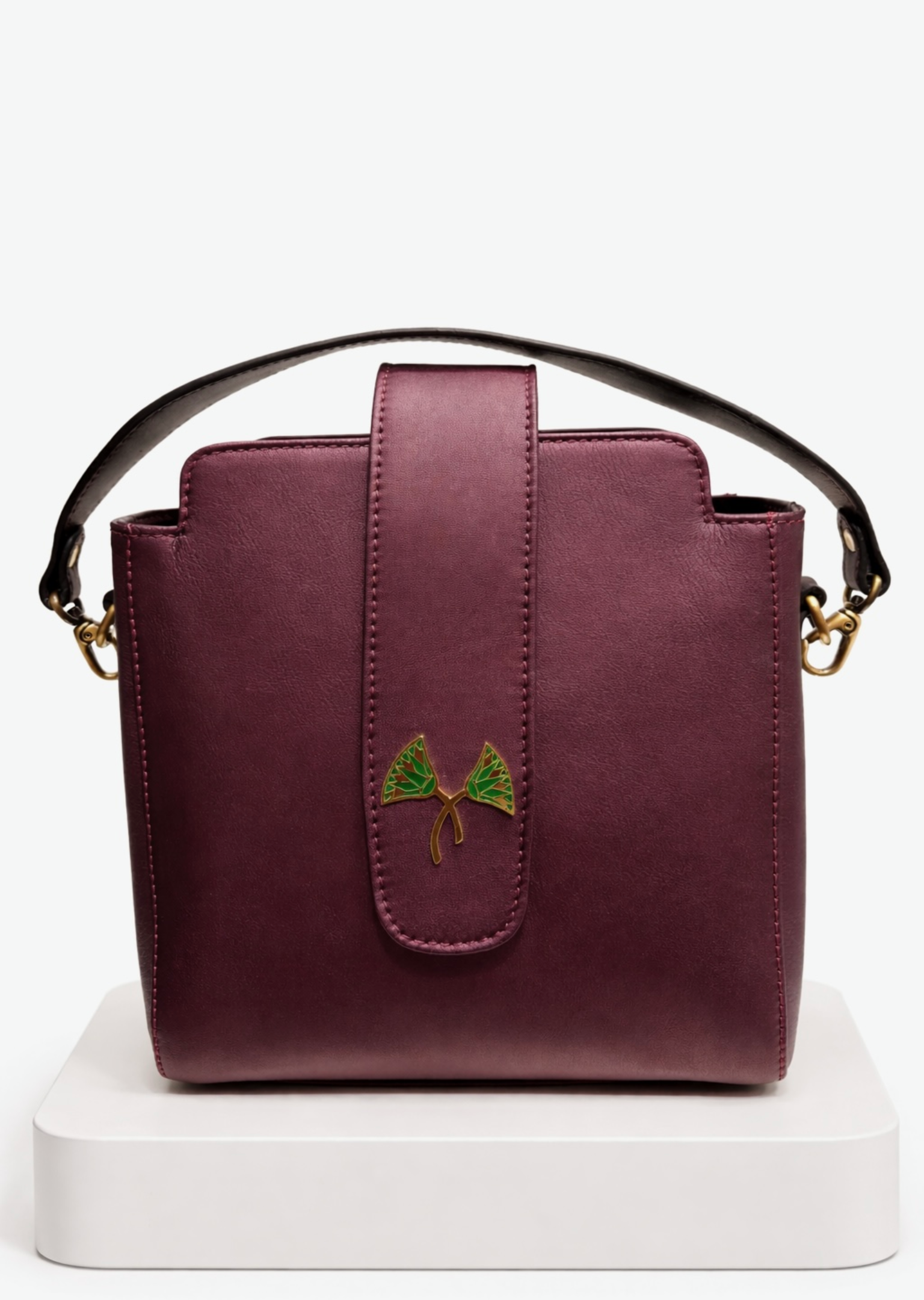 The Narrator - Burgundy - Outlet